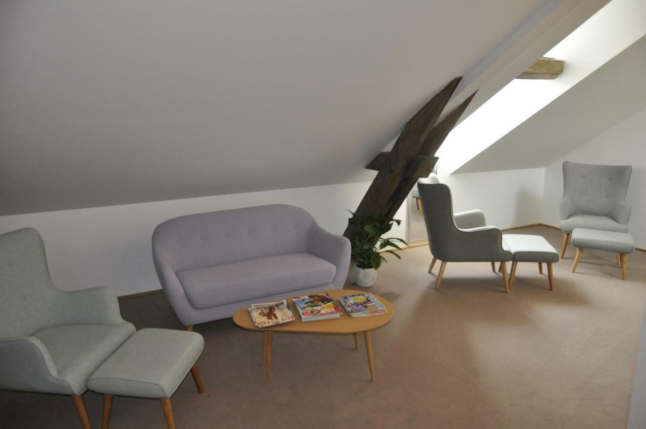 Hotel Les Tonnelles Bar-sur-Seine Exterior foto